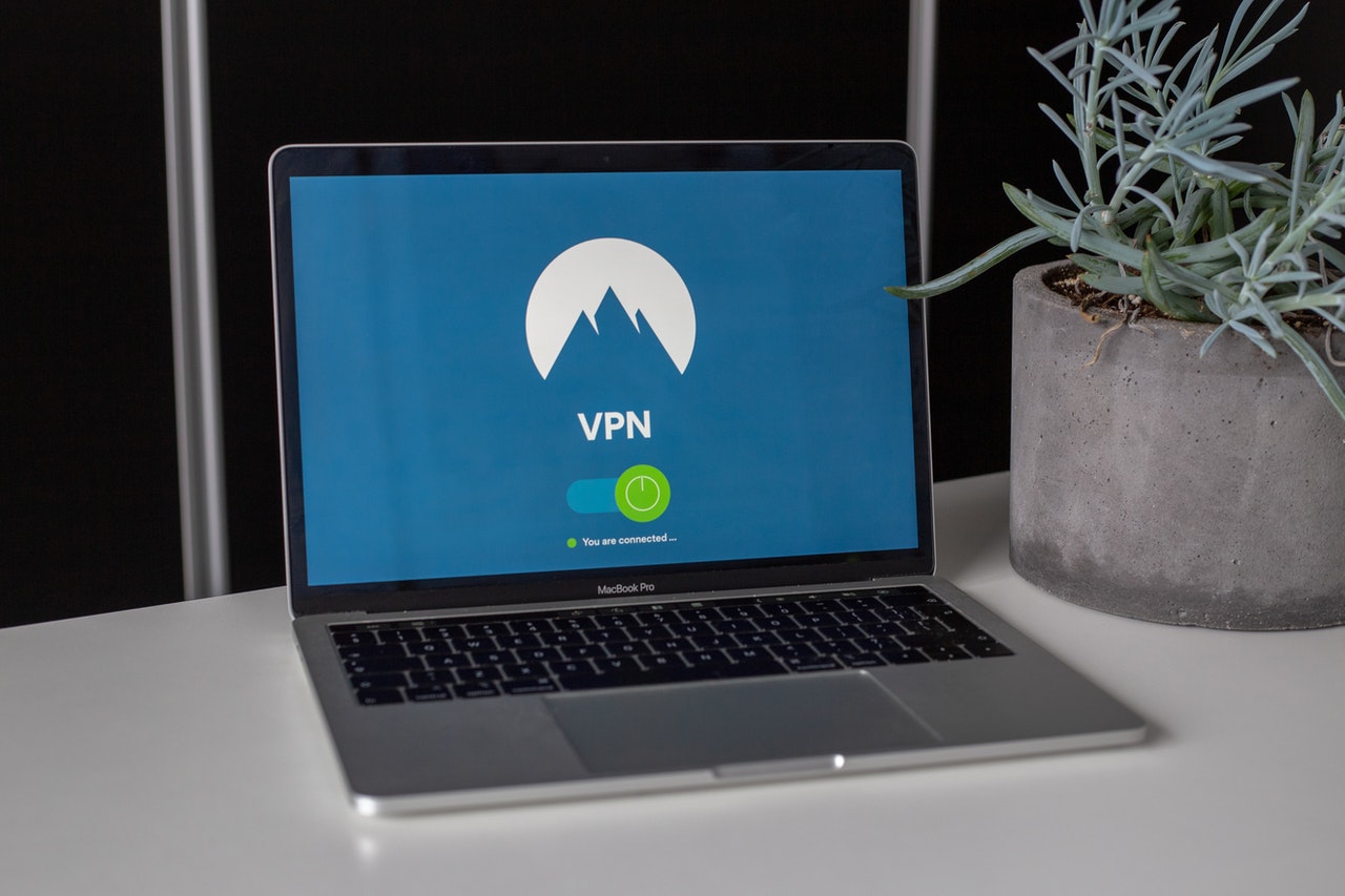 Accessing the internet as safely as possible when Tor and VPNs are not an option