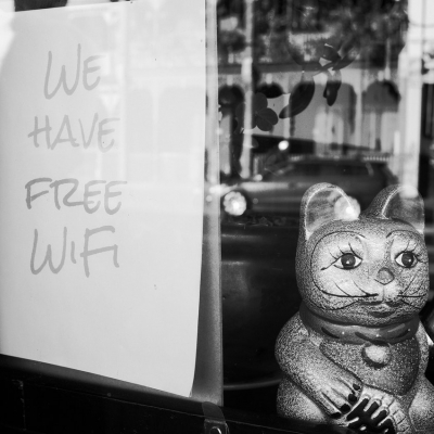 Finding safe places with decent public Wi-Fi for better privacy